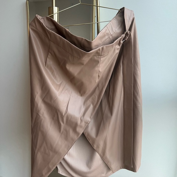 Fashion to Figure Eva Faux Leather Wrap Skirt - Picture 5 of 5